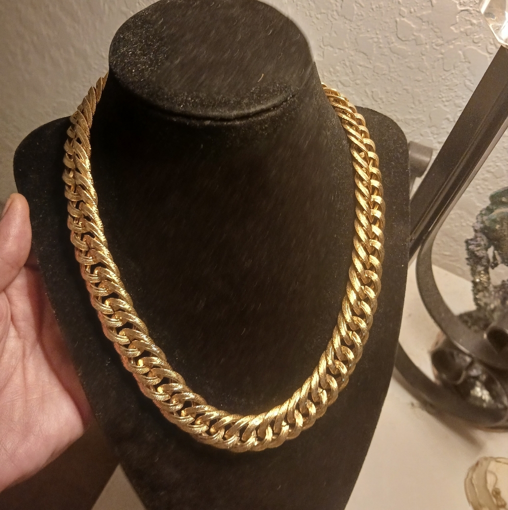 Beautiful THICK necklace - Picture 8 of 10